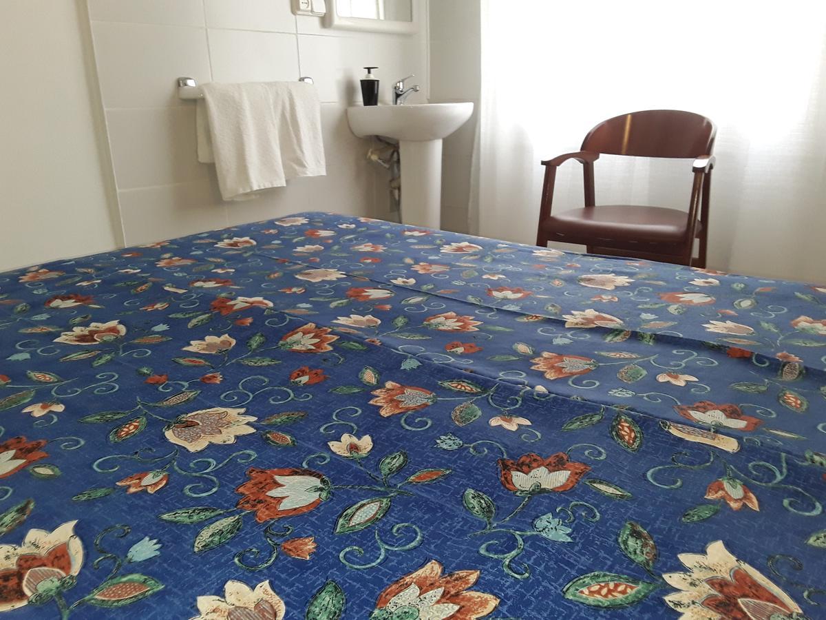 Hostal Margarita Pineda de Mar Bagian luar foto