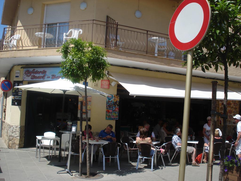 Hostal Margarita Pineda de Mar Bagian luar foto